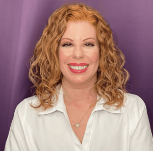 Portrait of Robyn Harris